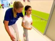 Storypart t246905 - ORF - Martina lernt gehen