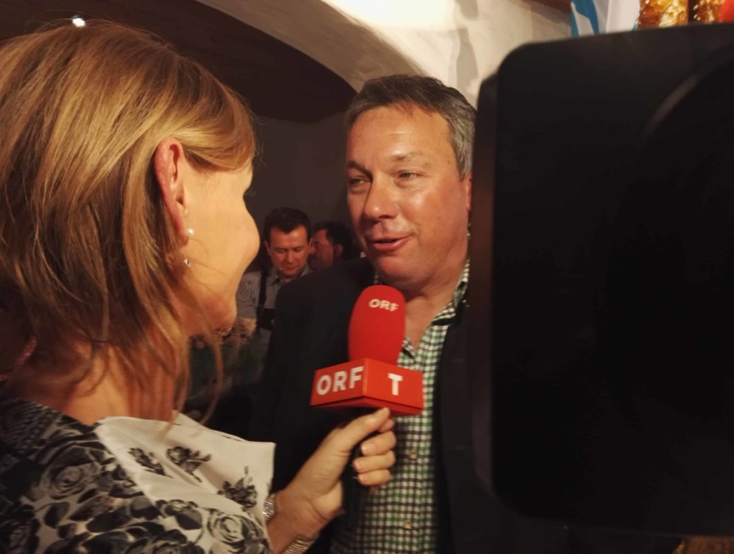 hahnenkamm party 2016 8 1060x800 - Hahnenkamm 2016