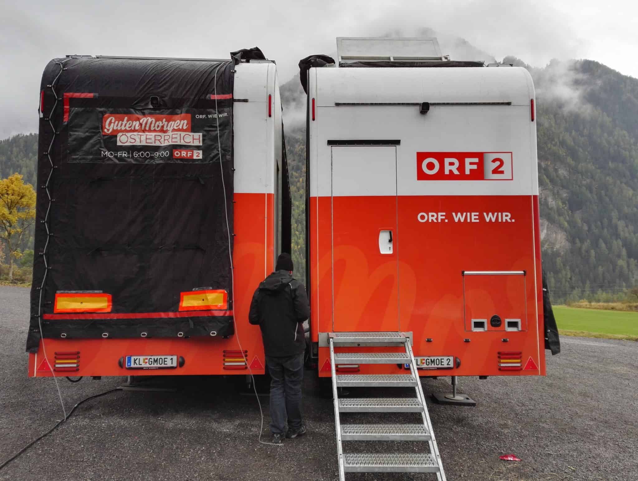 Das ORF Guten Morgen Österreich Team. Diesmal unterwegs im Tiroler Oberland zwischen Stams und Sölden. | gmö, gumo, guten morgen österreich, landesstudio tirol, lukas schweighofer, orf, orf tirol, ötzi dorf, sabine amhof, sölden, tirol