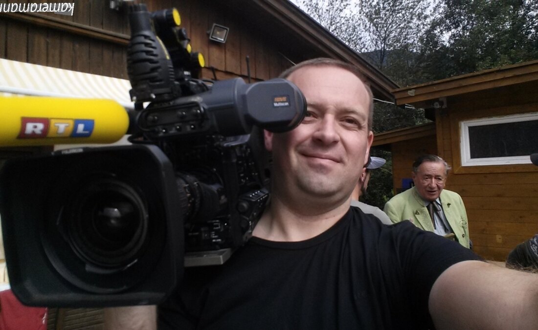 RTL Lugner Dreharbeiten 14 1100x675 - Backstage
