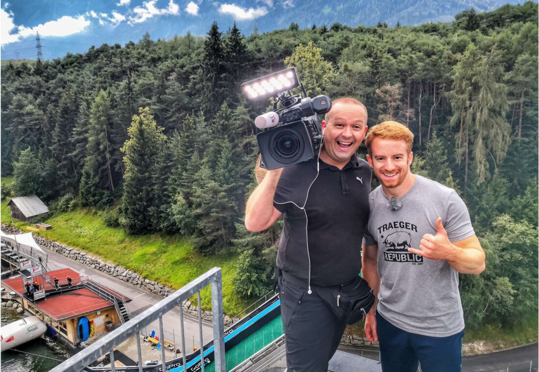 andreas felder kameramann servusTv cliff diving 02 25.06.2018 11 42 47 web 1 1100x760 - Backstage